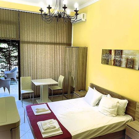 Stamopolu Lux Ground Floor Hotell Primorsko Exteriör bild